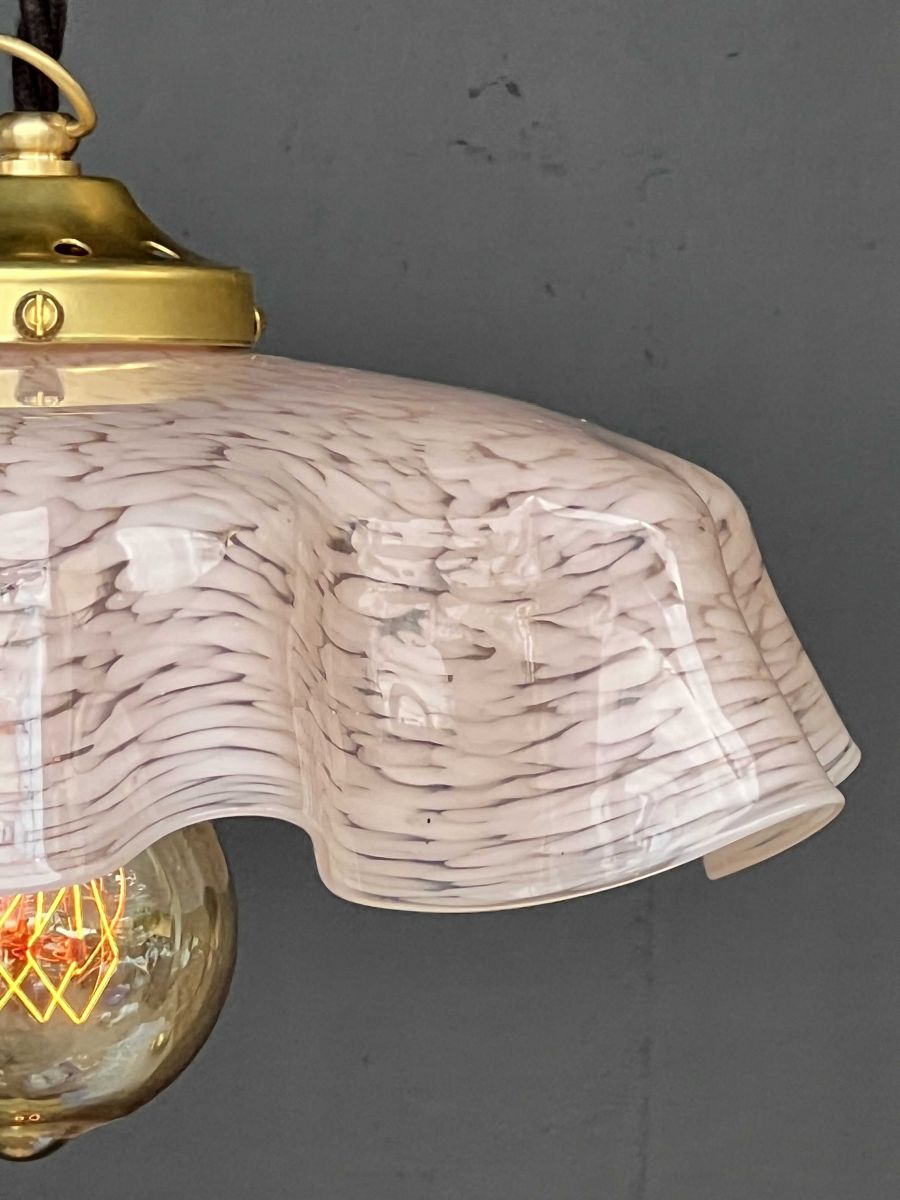Suspension Ancienne Salon - Fer Et Bois - Abat-jour Opaline Blanc - Vintage